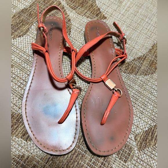 COACH Charleen t-strap sandal flip flop sz 9.5
Orange leather with gold accent - Picture 1 of 8